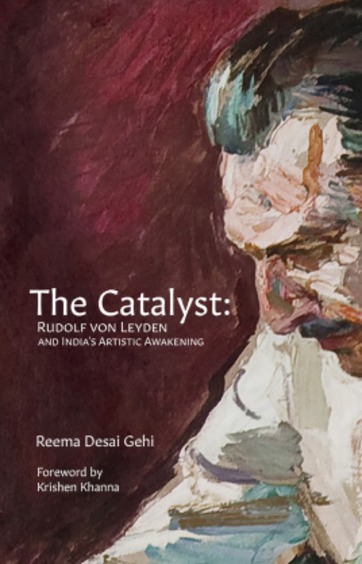Free Voice : With 3 New Essays  On Democracy Culture & The Nation